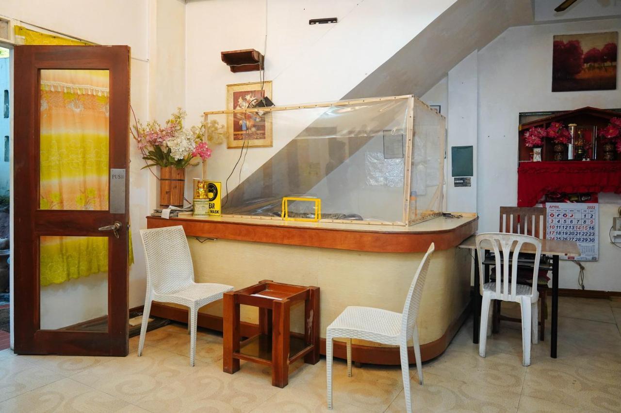 C Star Travellers Inn Oslob Dış mekan fotoğraf